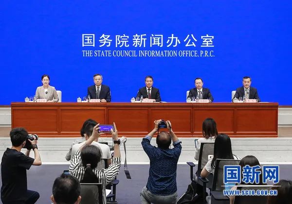 重磅|将尽快出台支持跨境电商海外仓发展的政策，支持物流企业、跨境电商平台和大型跨境电商卖家等建设海外仓